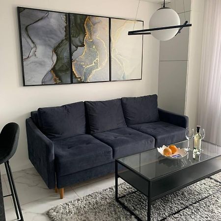 New Modern Apartment أوزهورود المظهر الخارجي الصورة