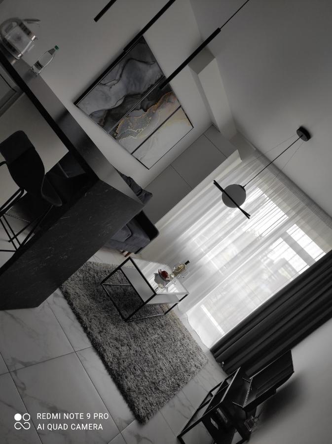 New Modern Apartment أوزهورود المظهر الخارجي الصورة
