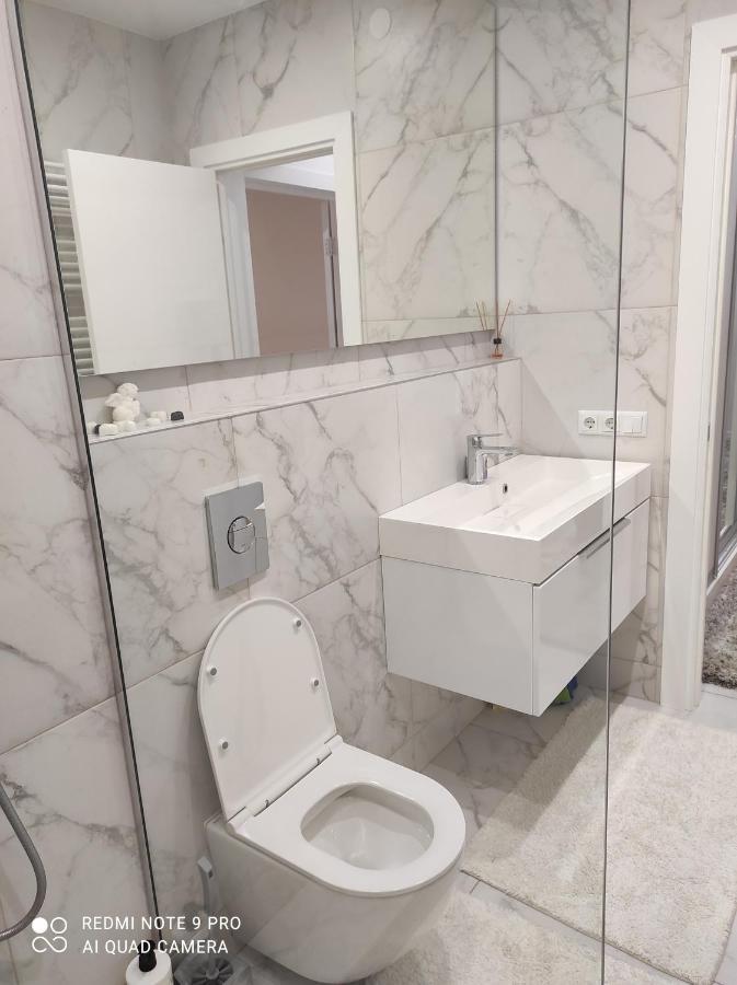 New Modern Apartment أوزهورود المظهر الخارجي الصورة